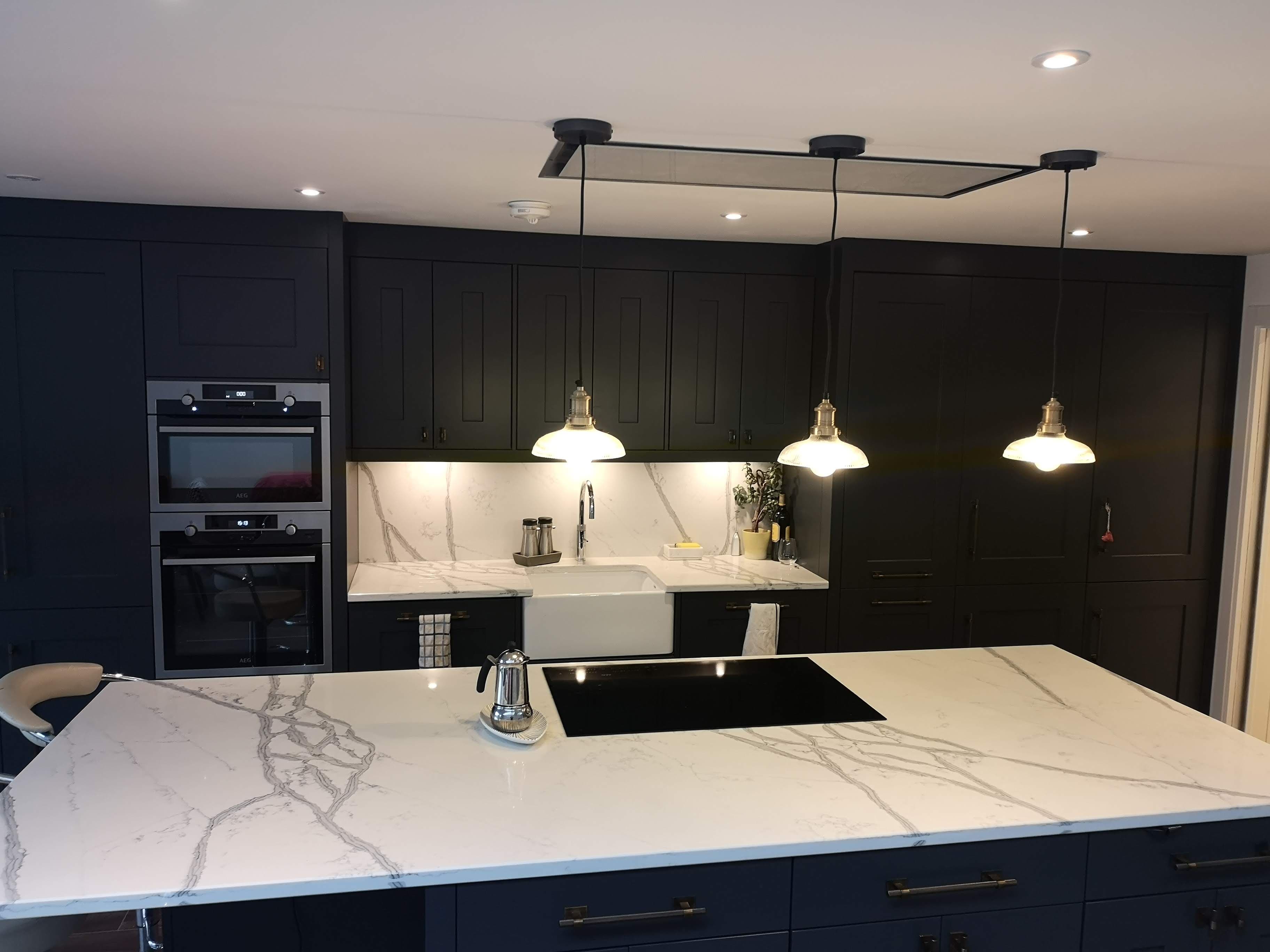 Traditional Shaker Kitchen Main